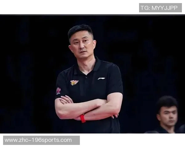 广东队失误放走关键球员杨溢短板或成对手攻击目标杜锋对此保持沉默